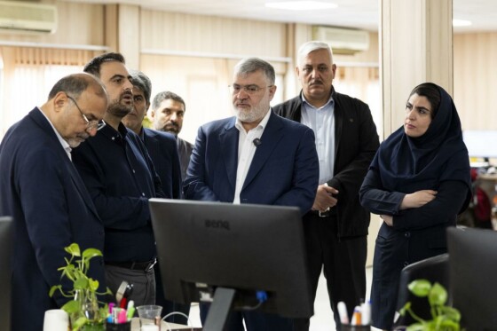 بازدید استاندار تهران از روزنامه ایران