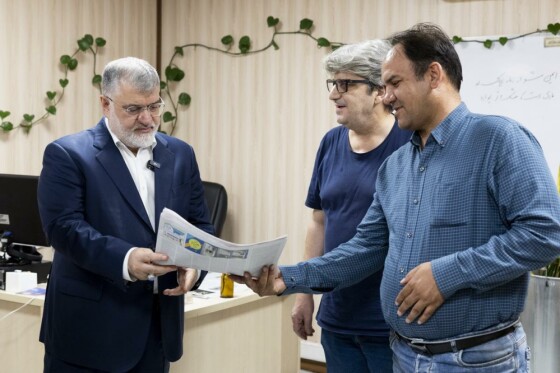 بازدید استاندار تهران از روزنامه ایران