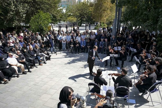 مراسم تشییع پیکر استاد احمد پژمان