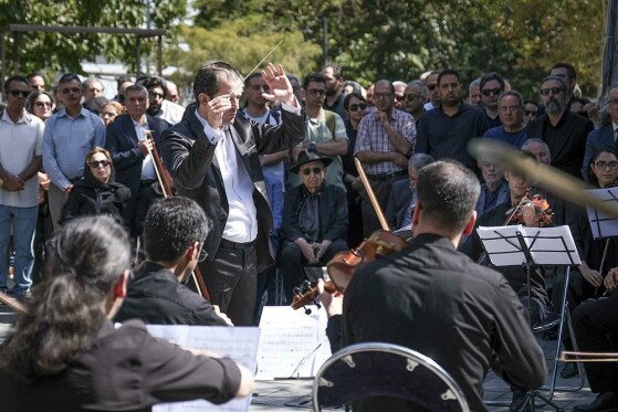 مراسم تشییع پیکر استاد احمد پژمان