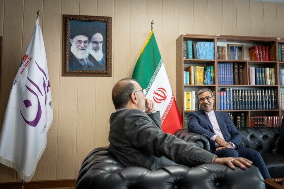 بازدید استاندار خراسان رضوی از روزنامه ایران