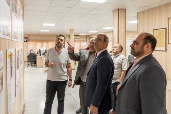 بازدید استاندار خراسان رضوی از روزنامه ایران