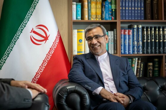 بازدید استاندار خراسان رضوی از روزنامه ایران