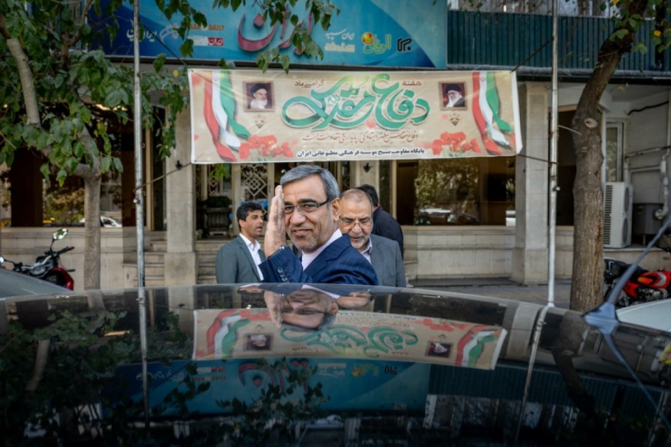 بازدید استاندار خراسان رضوی از روزنامه ایران