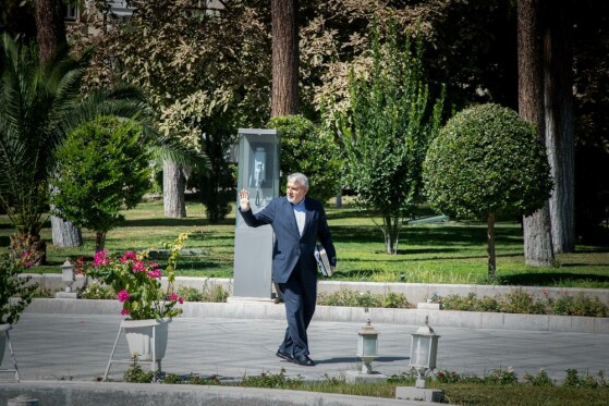 حاشیه جلسه هیات دولت