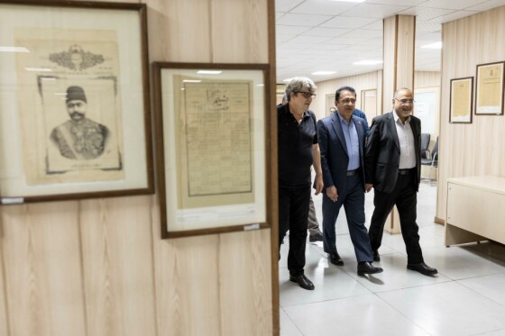 بازدید دبیر شورای فرهنگ عمومی کشور از روزنامه ایران