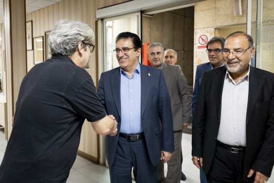 بازدید دبیر شورای فرهنگ عمومی کشور از روزنامه ایران