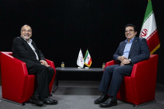 بازدید دبیر شورای فرهنگ عمومی کشور از روزنامه ایران