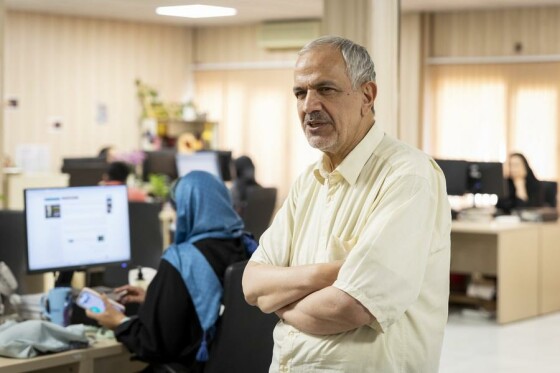 بازدید احمد مسجد جامعی از روزنامه ایران