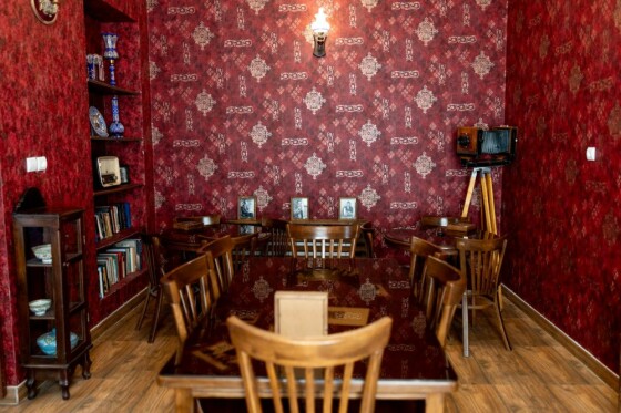 کافه کتابخانه ای دارالخلافه تهران