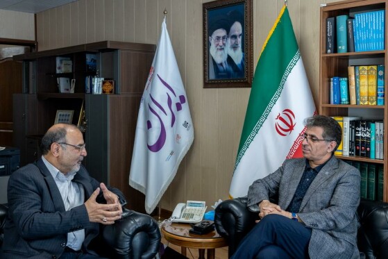 بازدید مدیر عامل شستا از روزنامه ایران