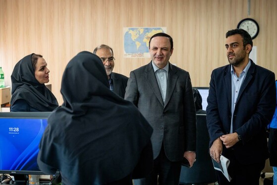 بازدید رضا مسرور از روزنامه ایران