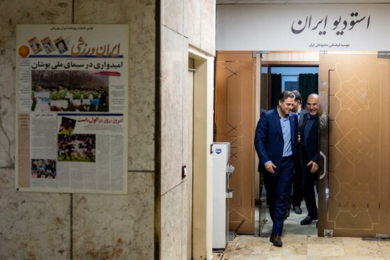 بازدید مدیرعامل شرکت مخابرات از روزنامه ایران