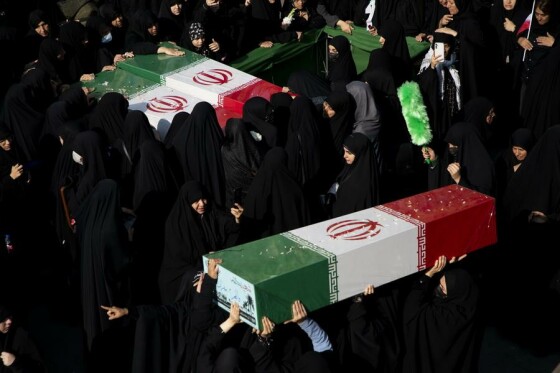 تشییع پیکر ۱۰۰ شهید گمنام در تهران