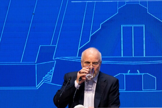 نشست خبری رییس مجلس شورای اسلامی