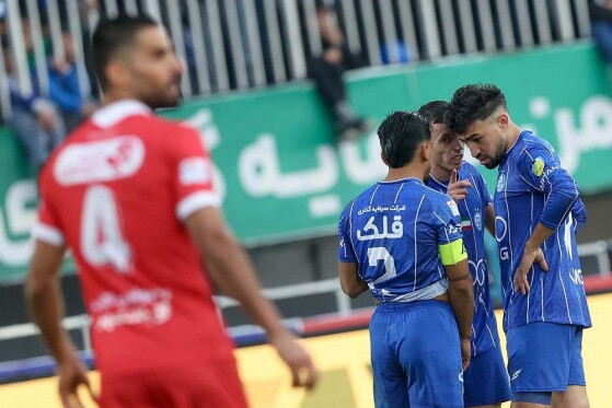 دیدار تیم های پرسپولیس و استقلال