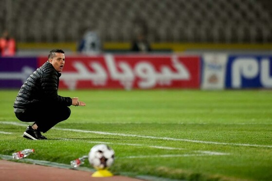 دیدار تیم های فوتبال پیکان و پرسپولیس