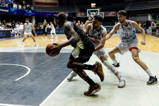 دیدار بسکتبال استقلال _ کاله