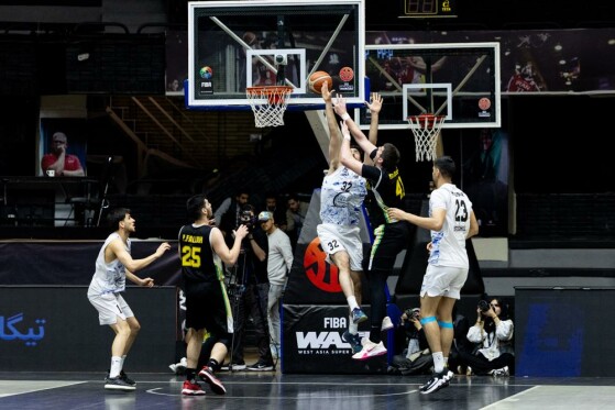 دیدار بسکتبال استقلال _ کاله