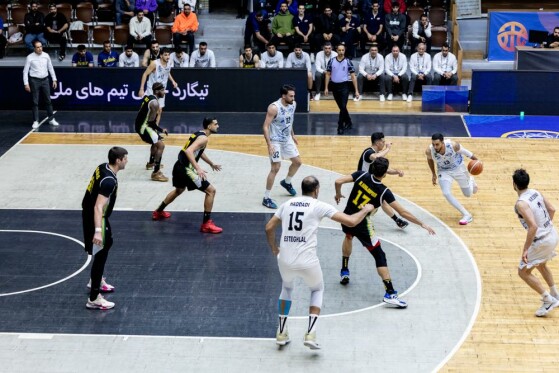 دیدار بسکتبال استقلال _ کاله