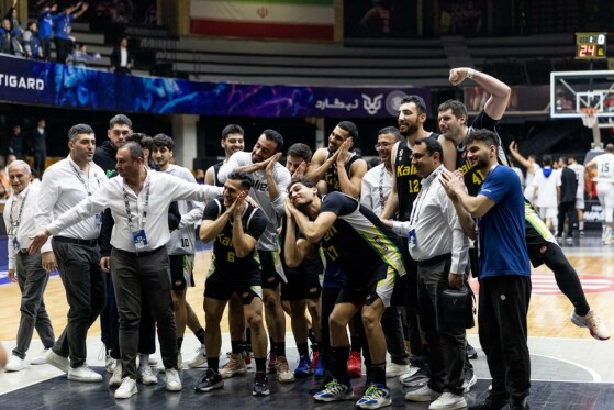 دیدار بسکتبال استقلال _ کاله