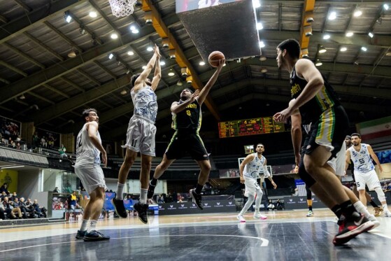 دیدار بسکتبال استقلال _ کاله