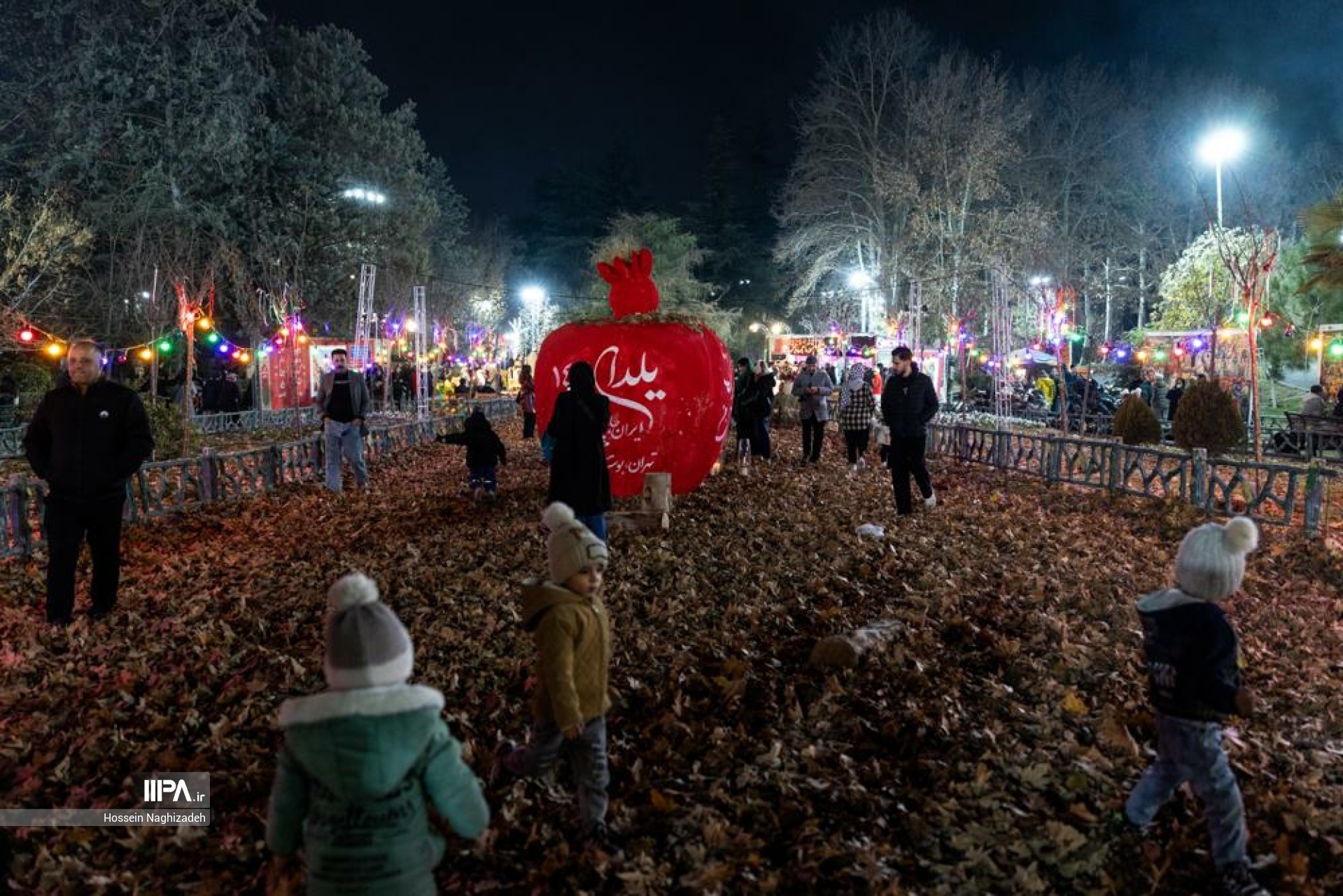 جشنواره نور در یلدای ایرانی