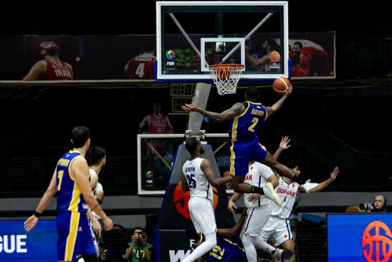 دیدار تیم‌های بسکتبال شهرداری گرگان - الریاضی بیروت