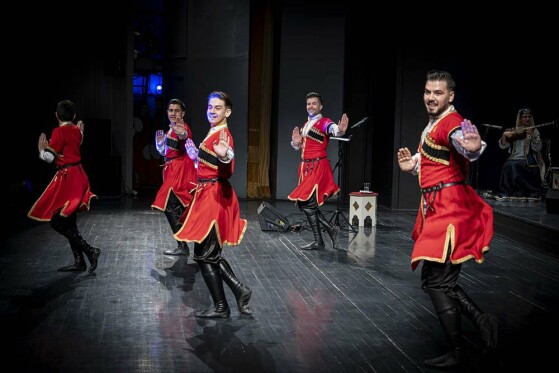 نغمه‌های آذربایجانی وحید اسداللهی در تالار وحدت