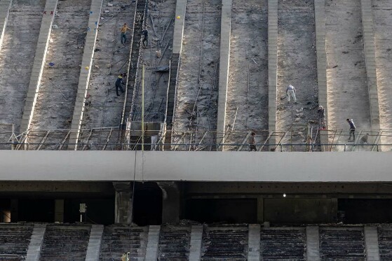 باز سازی ورزشگاه آزادی