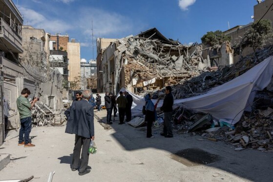 حمله هوایی به کنیسای رفیع نیا در تهران