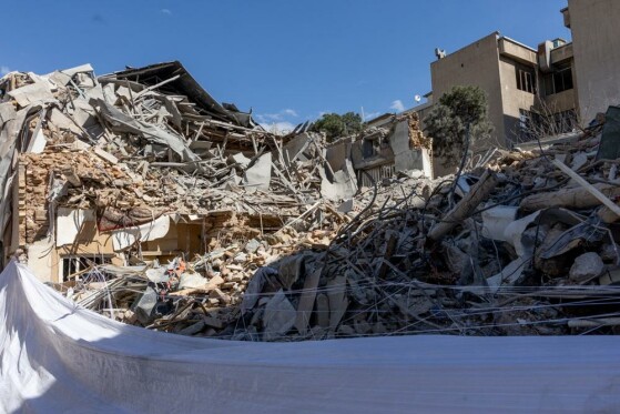 حمله هوایی به کنیسای رفیع نیا در تهران