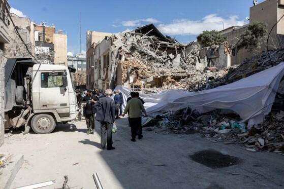 حمله هوایی به کنیسای رفیع نیا در تهران