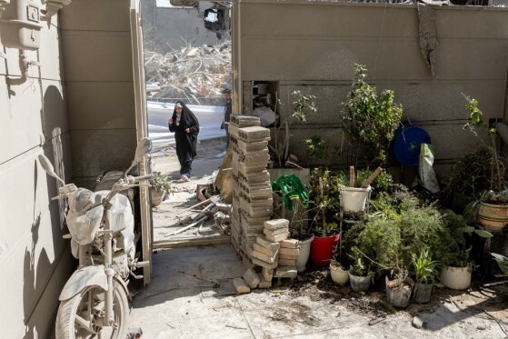 حمله هوایی به کنیسای رفیع نیا در تهران