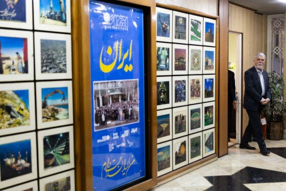 بازدید سید عباس صالحی وزیر فرهنگ و ارشاد از روزنامه ایران