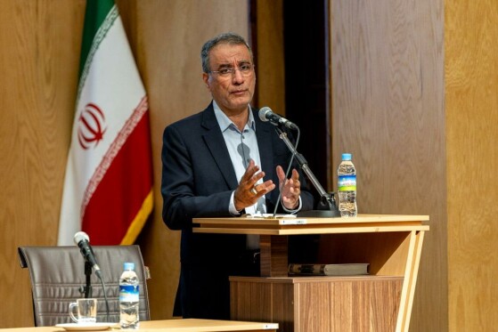 مراسم تجلیل از استادمحمود کمره ای