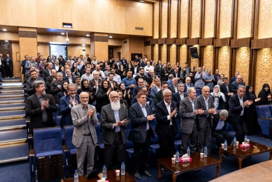 مراسم تجلیل از استادمحمود کمره ای