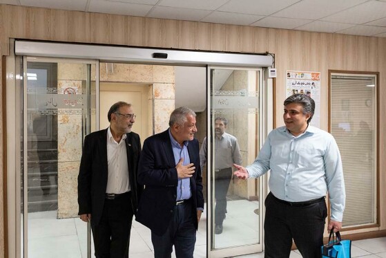 بازدید محسن هاشمی رفسنجانی از روزنامه ایران