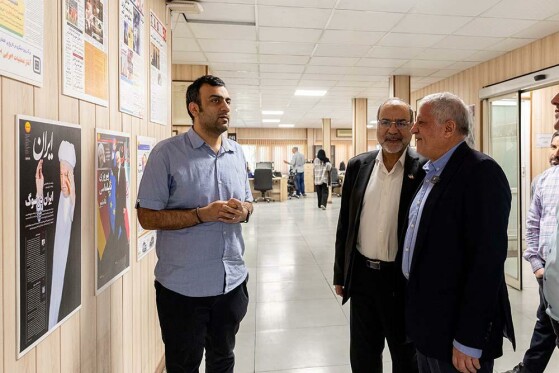 بازدید محسن هاشمی رفسنجانی از روزنامه ایران