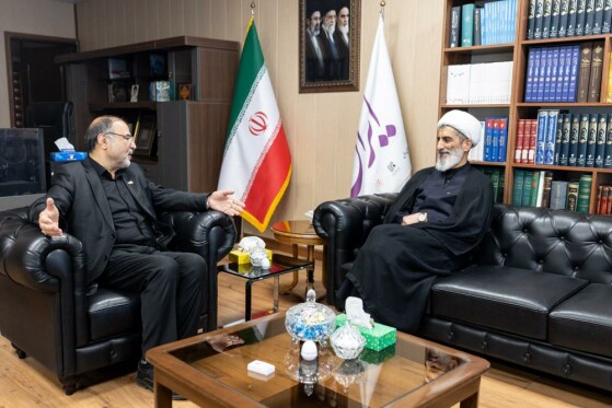 بازدید معاون  قوه قضاییه و رئیس مرکز حل اختلاف کشور از روزنامه ایران