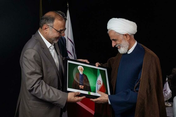 حجتالاسلام والمسلمین مجید انصاری میهمان روزنامه ایران