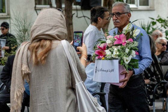 مراسم تشییع پیکر جواد مجابی